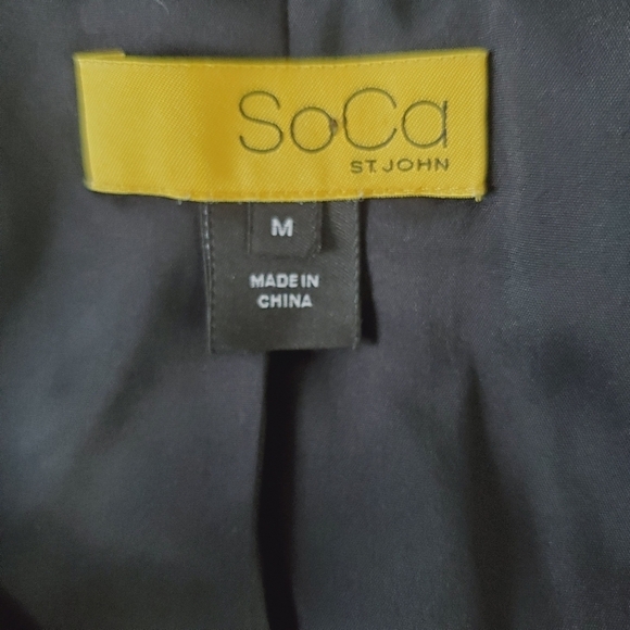 St. John SoCa Moto Style Jacket Size M Zipper Details Lined Structured Office - Picture 14 of 15